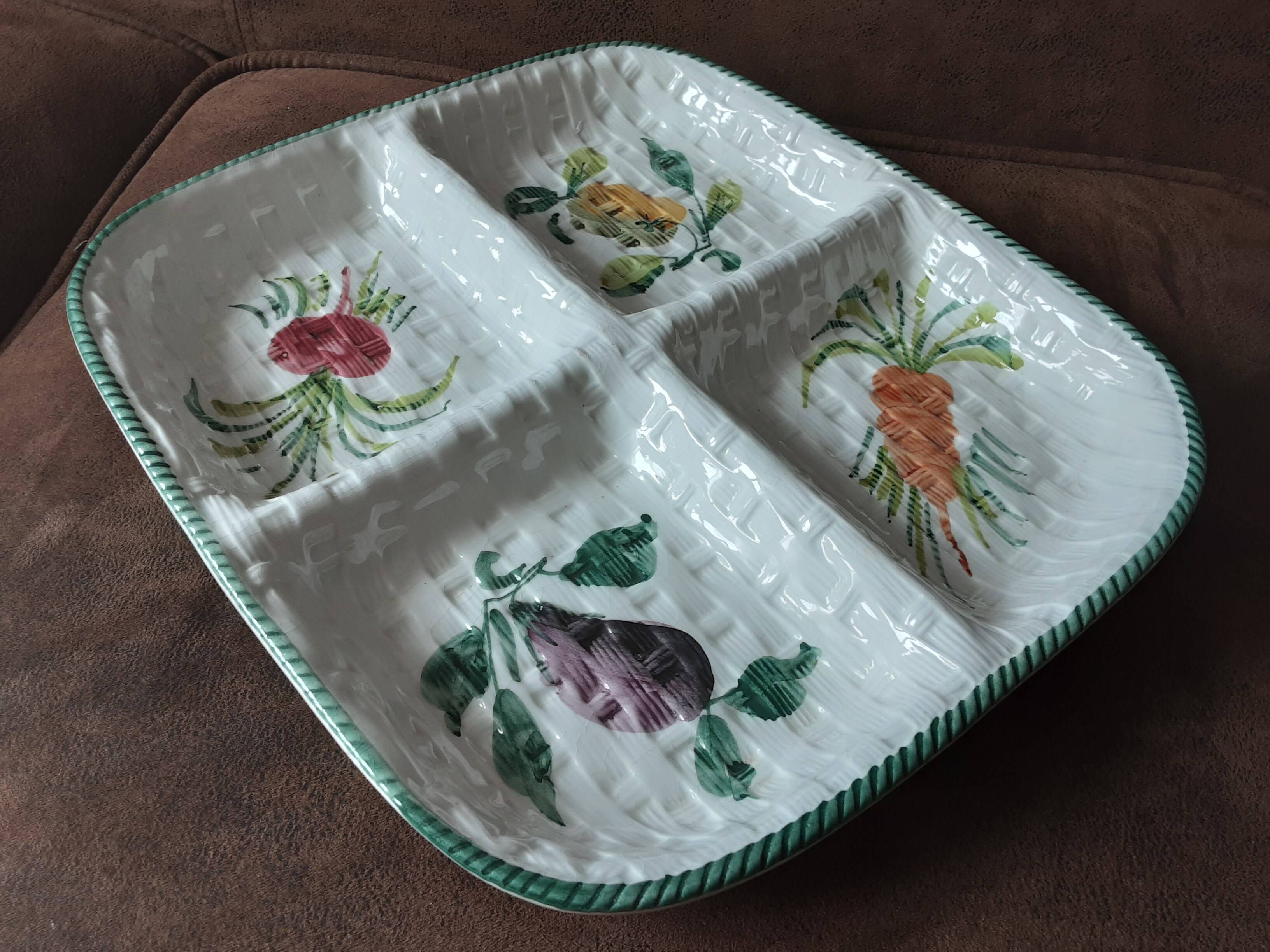 Italian slip compartment dish