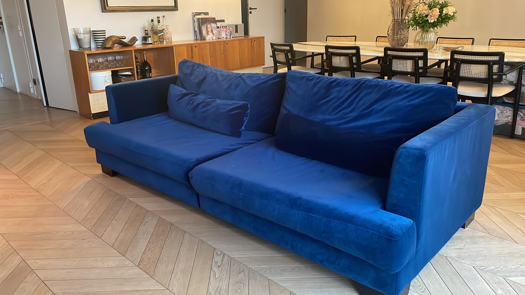 Navy blue velvet sofa