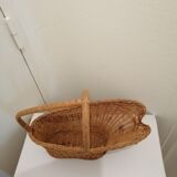 Wicker basket bottle holder