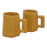 Lot de deux tasses design en ceramique jaune citron