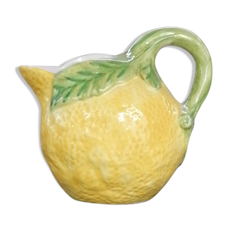Lemon-shaped dabbling carafe