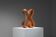 Sculpture abstraite avec des courbes organiques fluides.