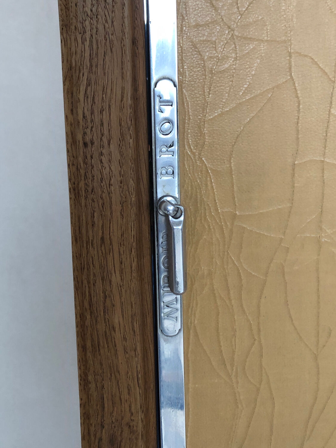 Triptych mirror house Brot