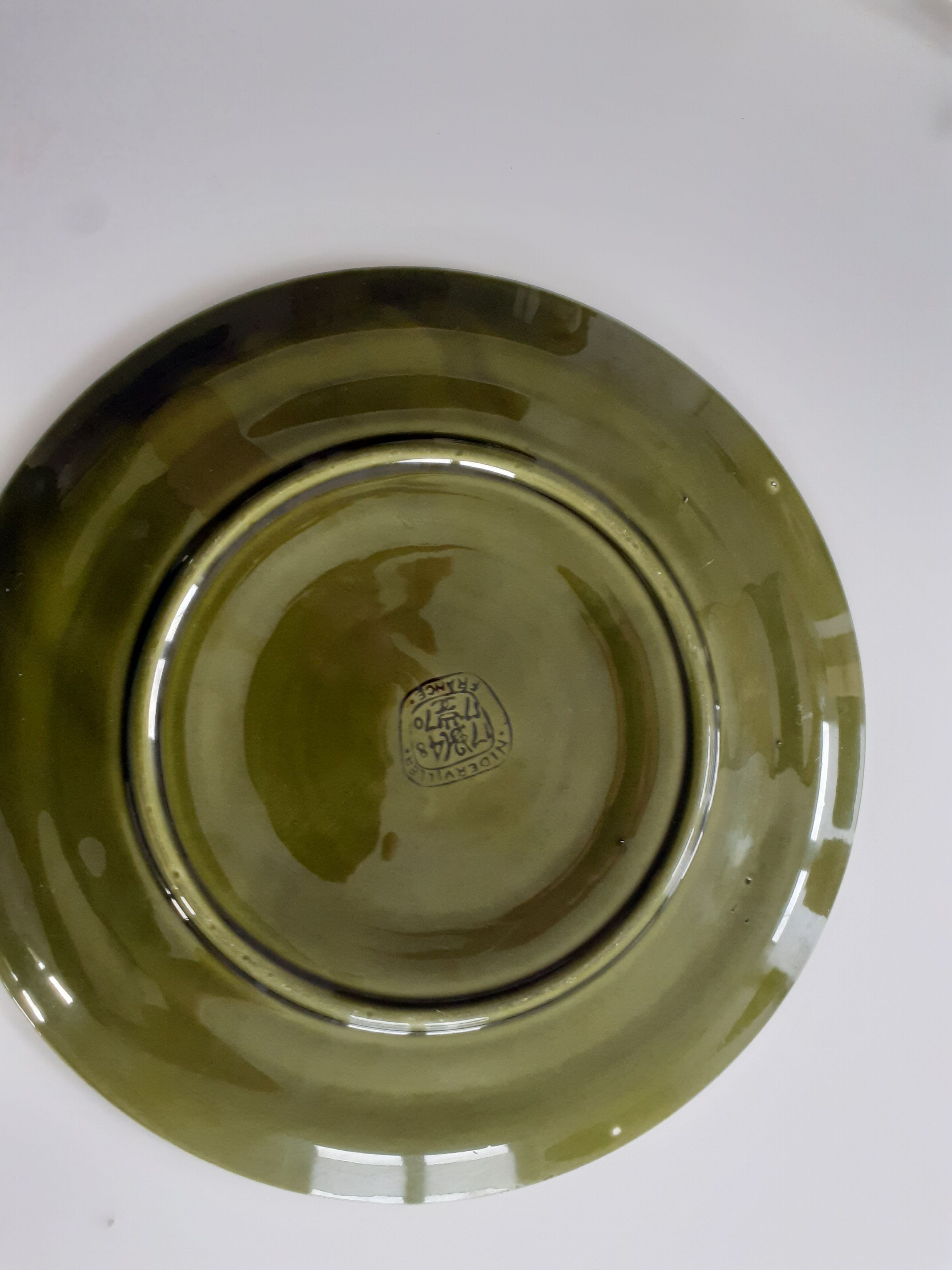 Mid-century oyster plates from the Niderviller pottery