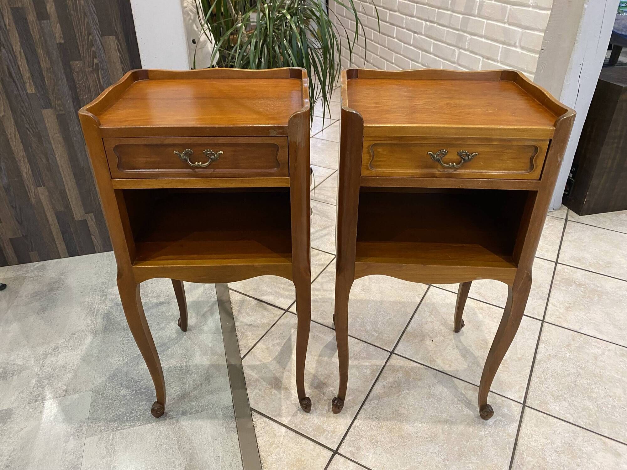 Pair of bedside tables with drawer and niche in Louis XV style.