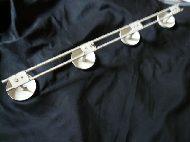 Coat rack in white lacquered metal 70s 4 patères