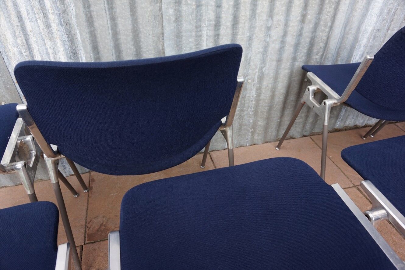 Chaise Castelli bleues de 1967