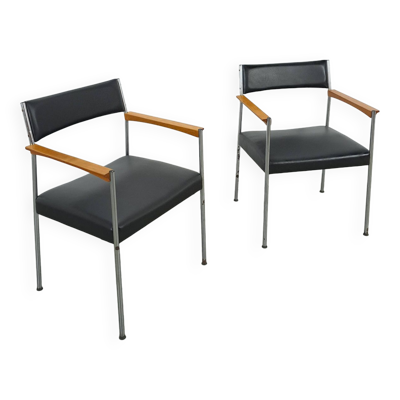 Chaises DDR avec base chromée et revêtement noir, chaises de salle à manger