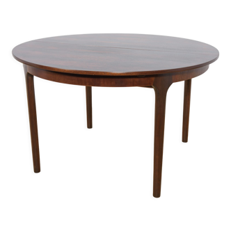 Rosewood Round Extendable Dining Table from McIntosh, 1960s