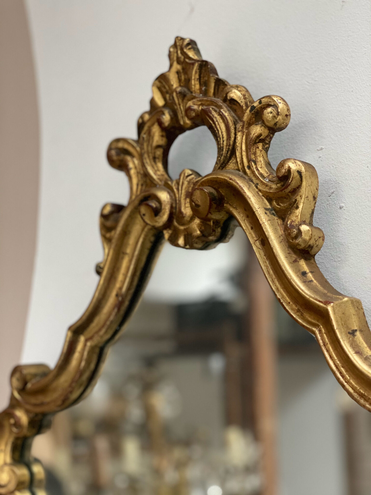 Classic oval gold mirror 75x42cm