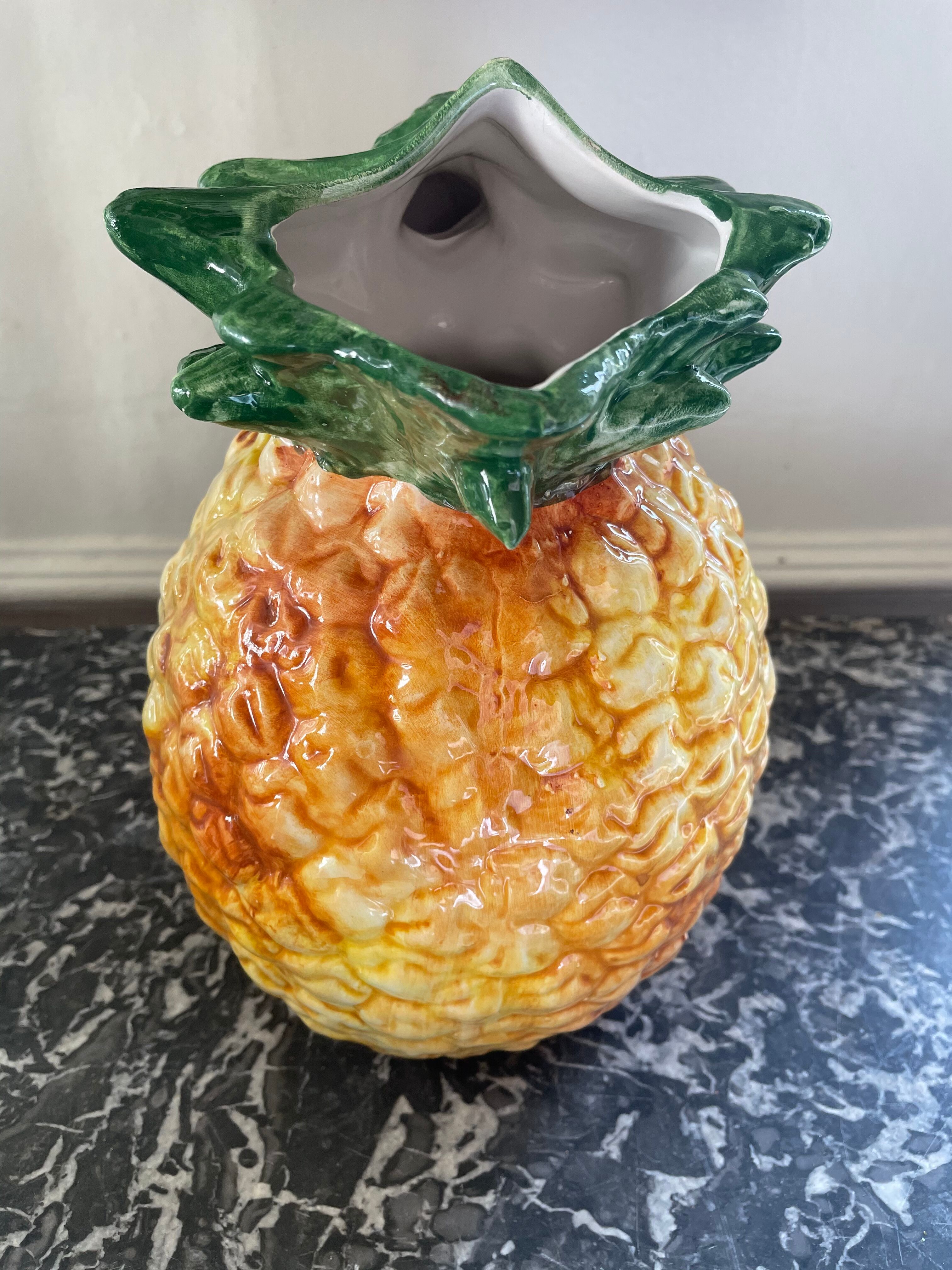 Pineapple pitcher dabbling