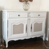 Old buffet
