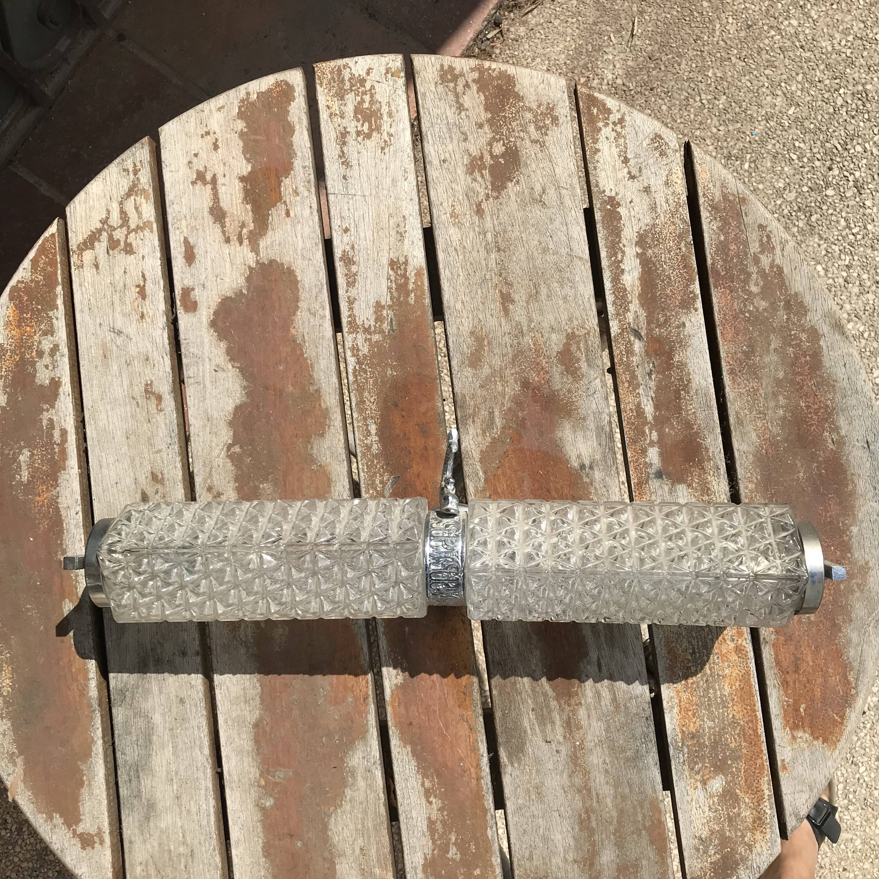 Luminaire applies art deco