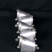Robust aluminum wall lamp