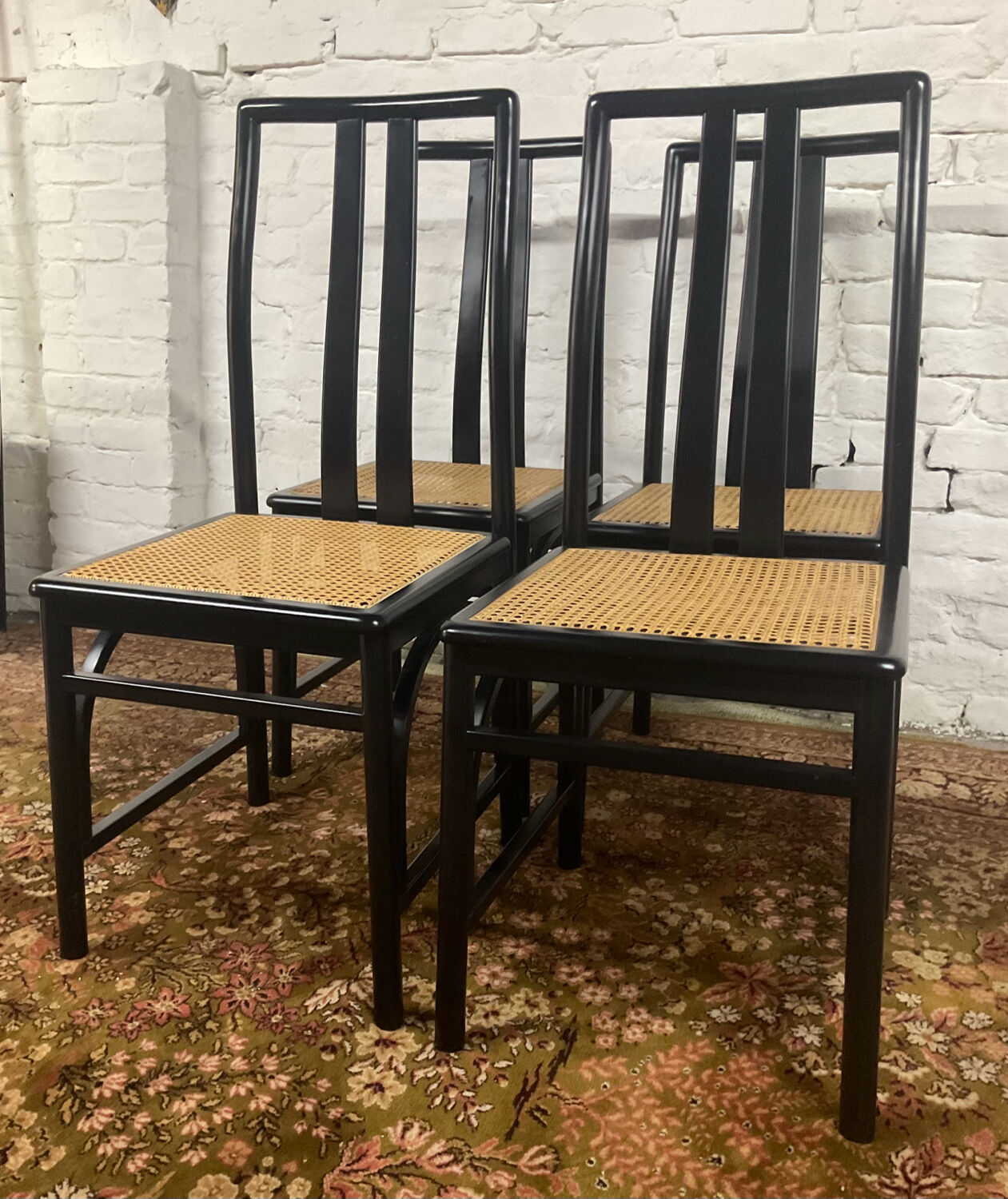 Series of 4 Annig Sarian chairs from the 80s
