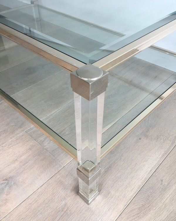 Grande table basse en plexiglass et chrome