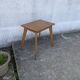 Petite table basse, chevet pieds compas