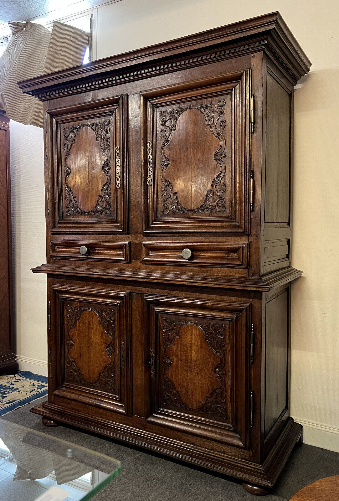 Cabinet Montbéliard Louis XIII era in chene around 1680