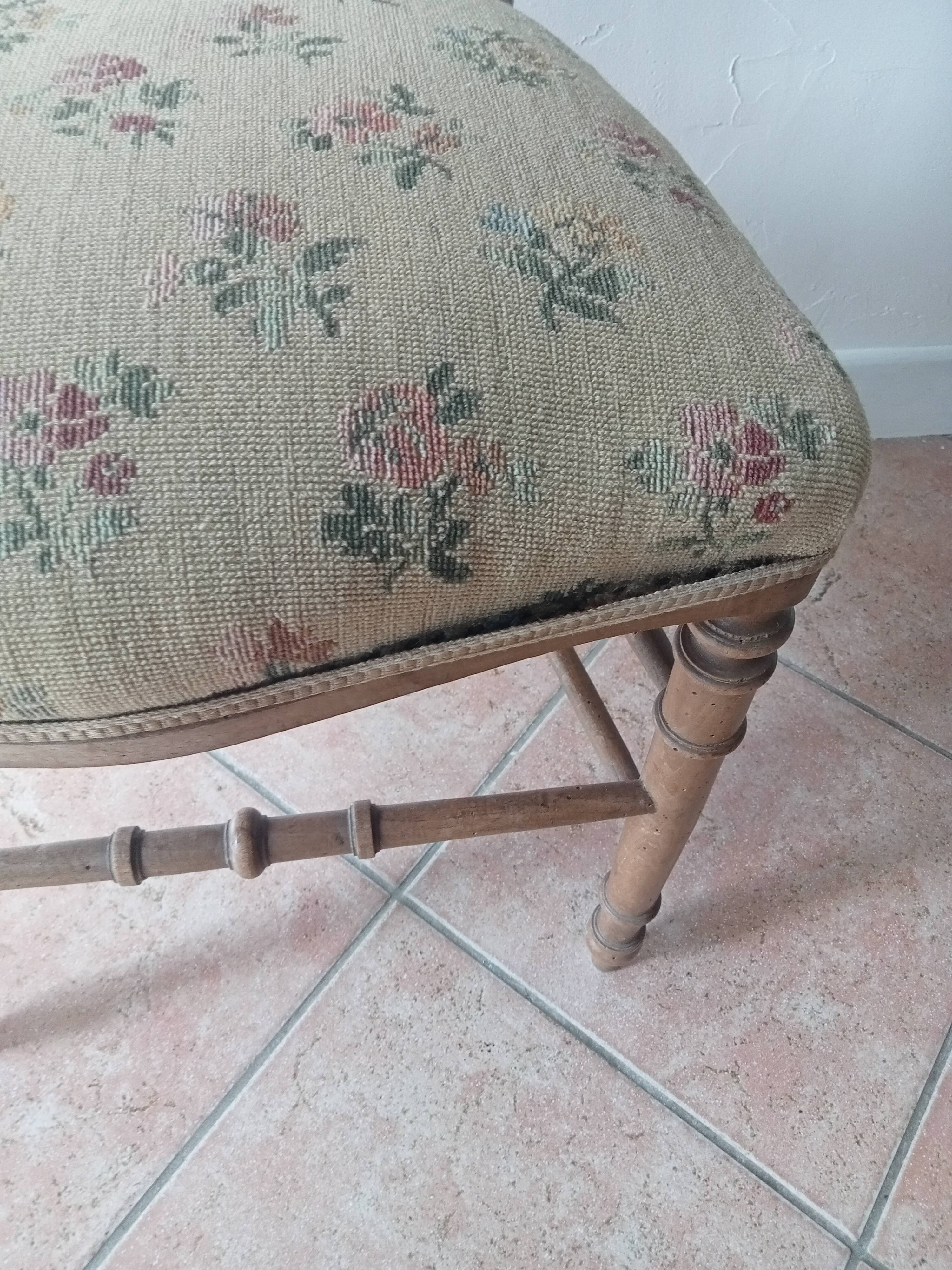 Paire de chaises de salon