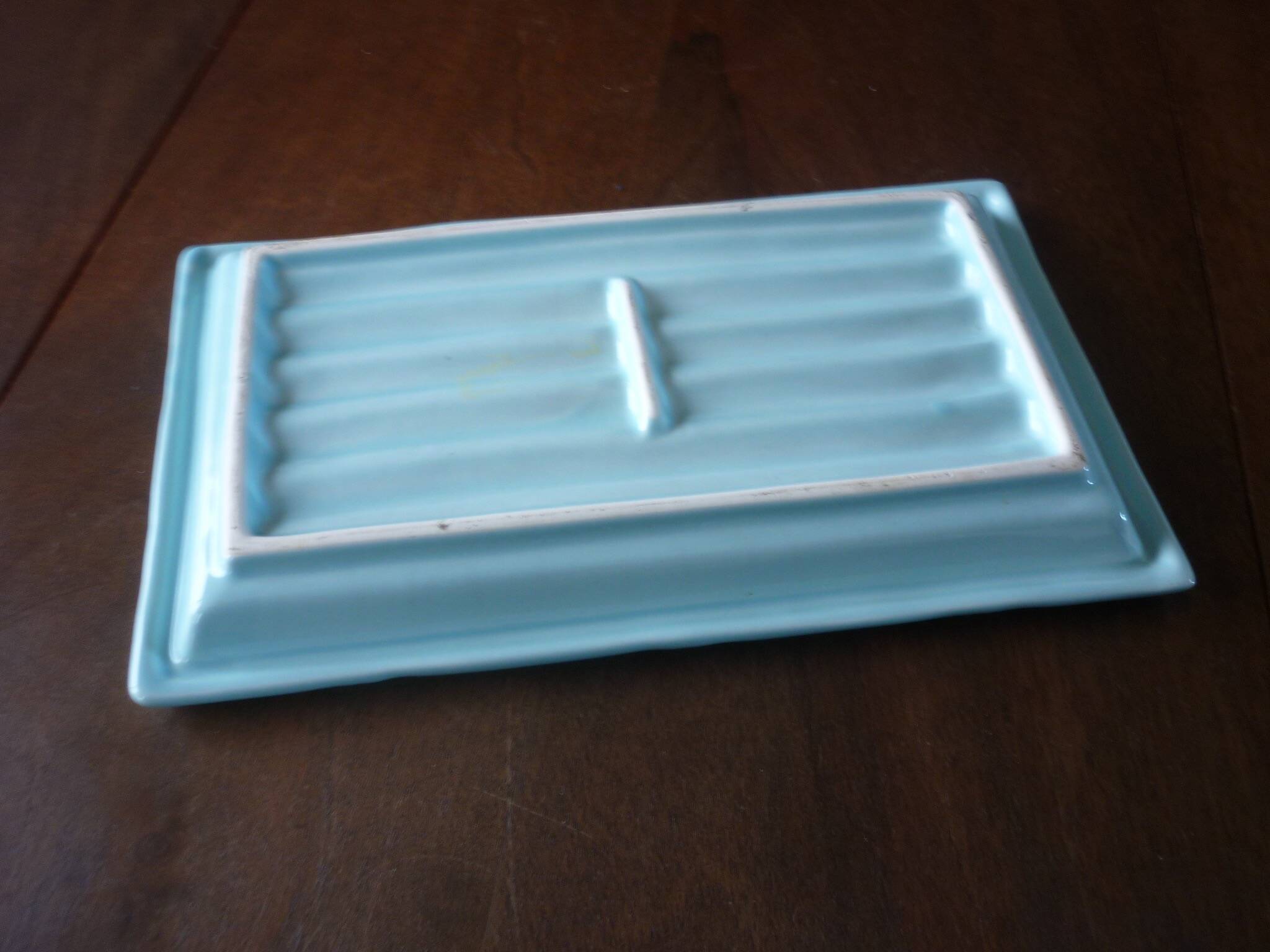 Blue bamboo imitation cake dish