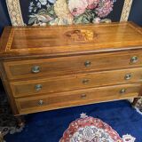 Grande commode Louis XVI 3 tiroirs décor marqueté scène Antique fin XVIIIe
