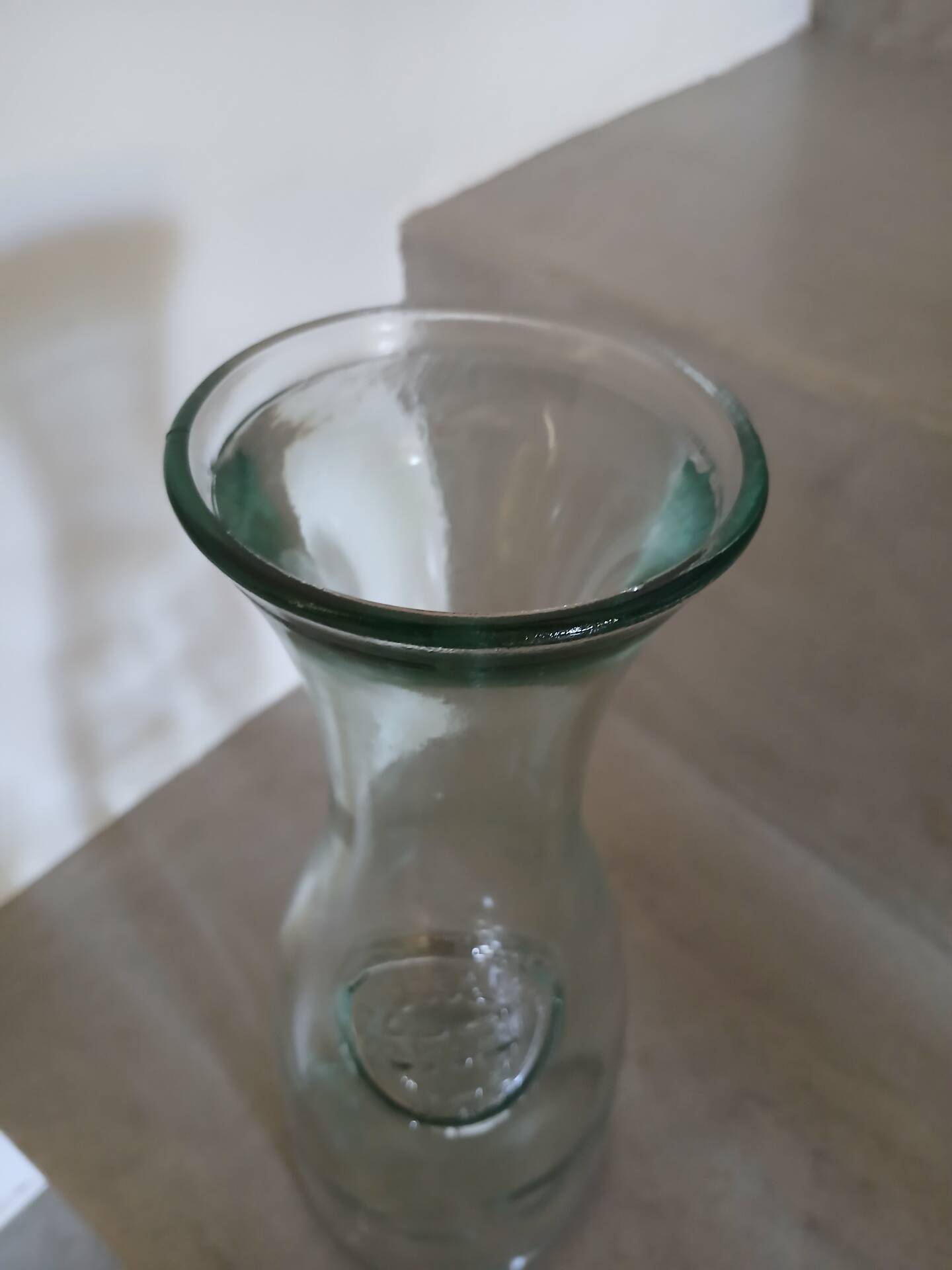 3 carafes en verre