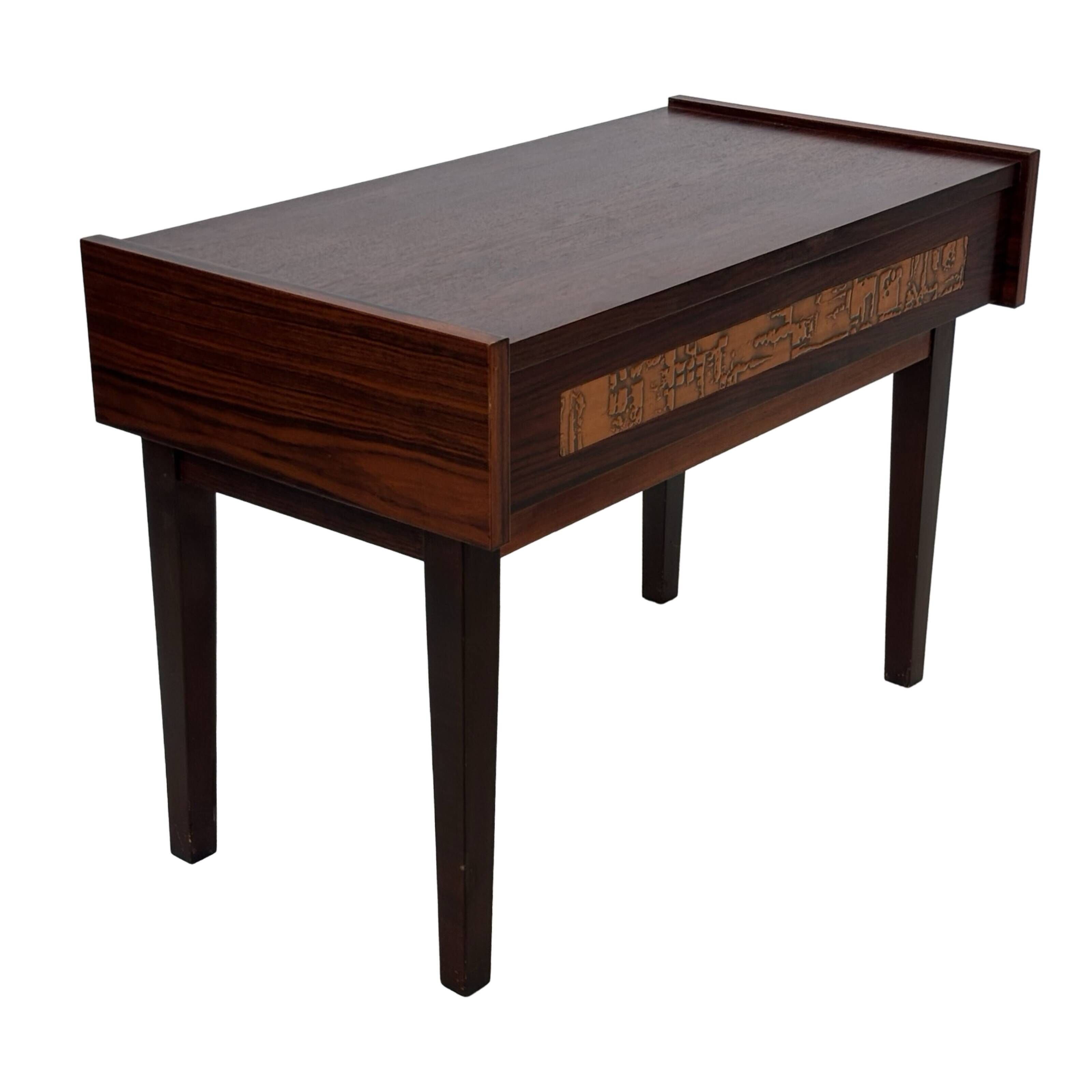 Commode vintage danoise en palissandre et laiton