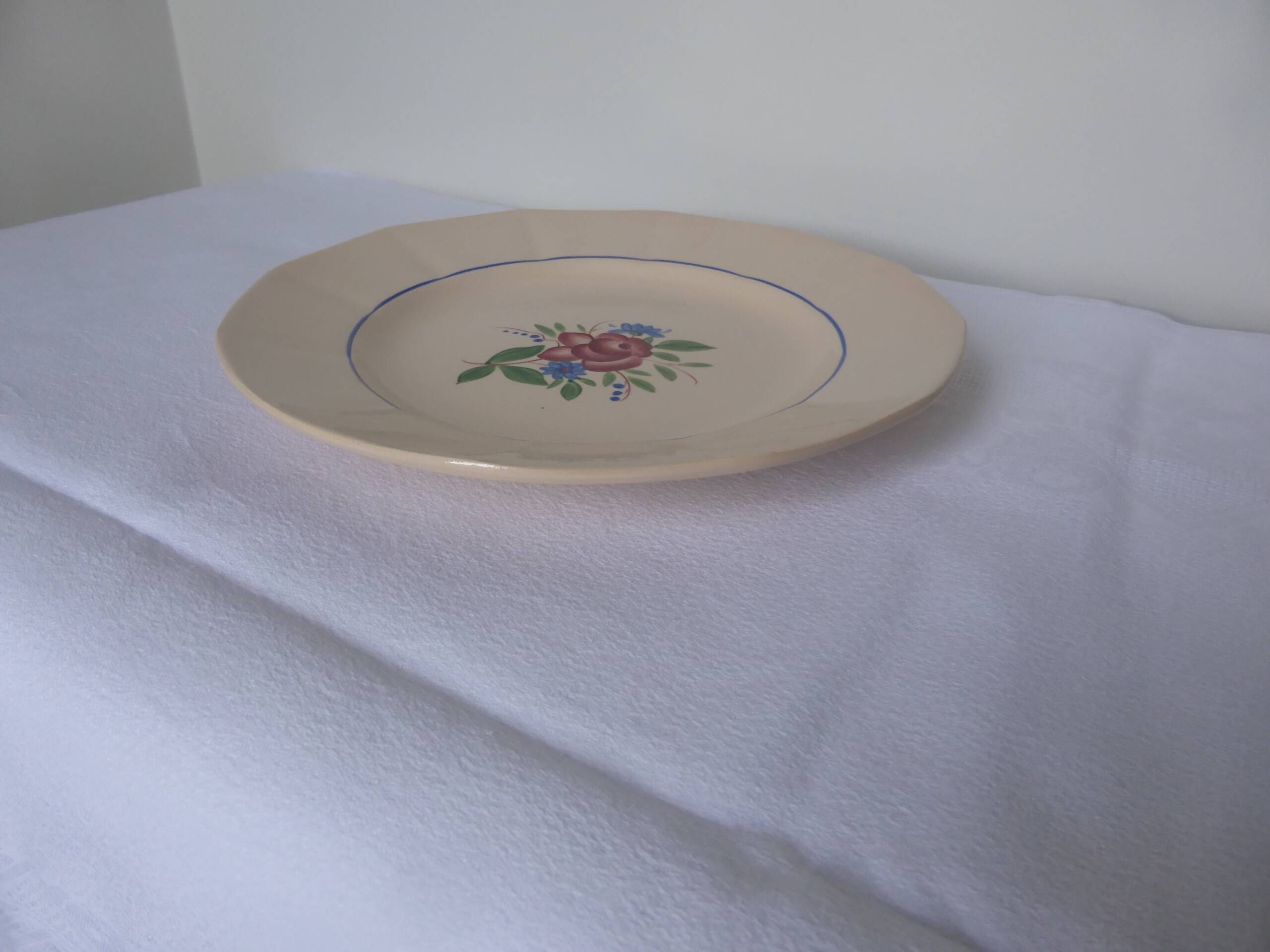 Round plate Digoin Sarreguemines 200238