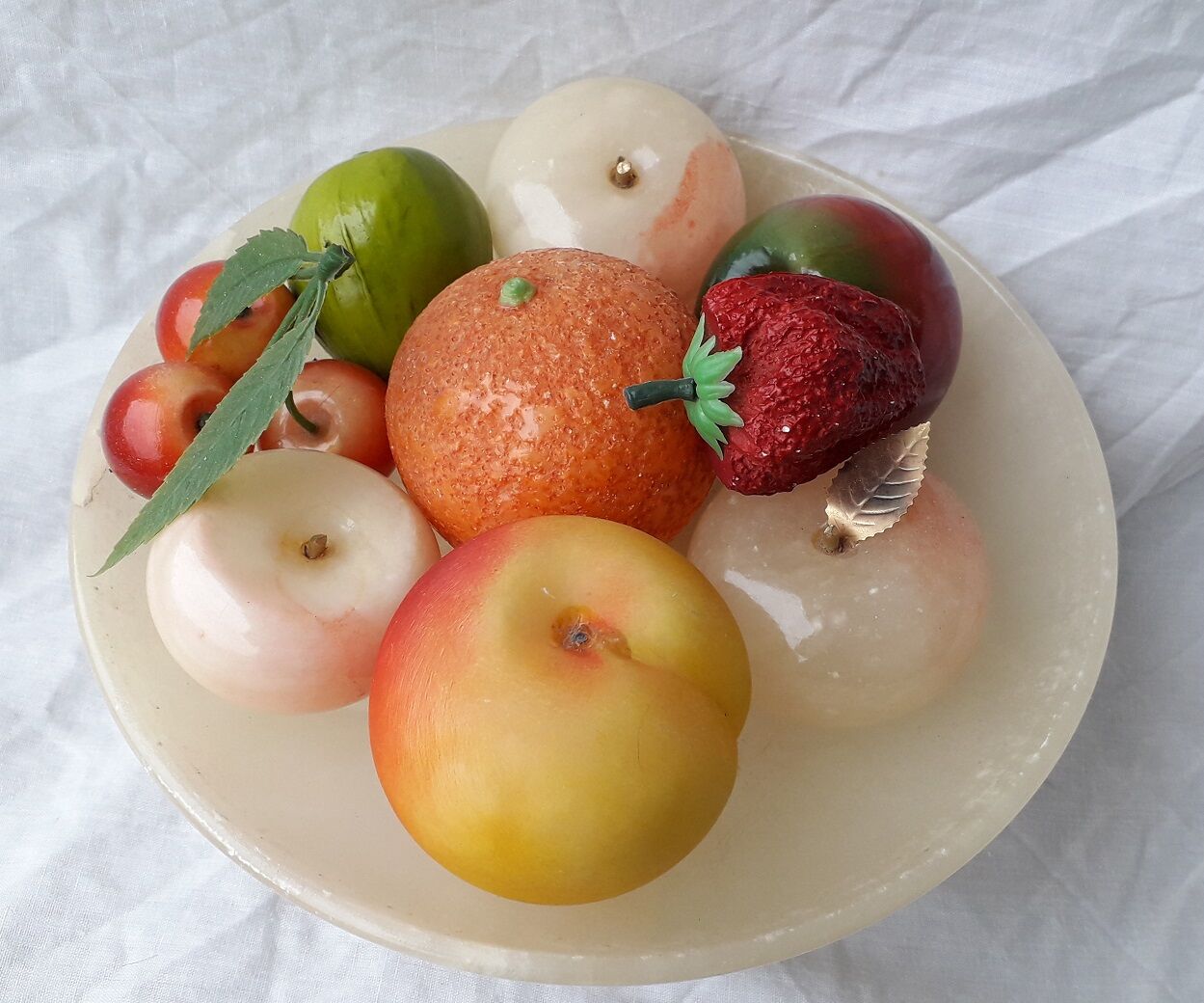 Alabaster fruit cup