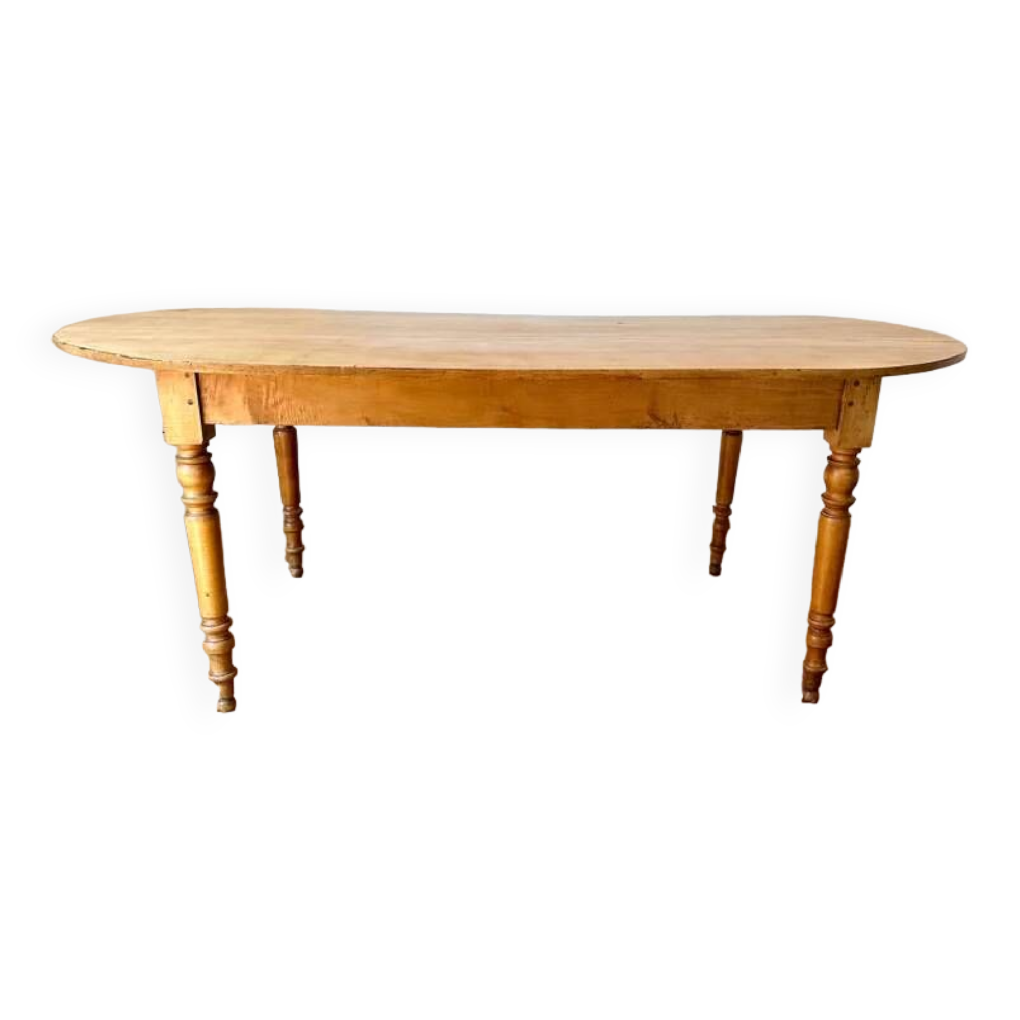 Oval farmhouse table