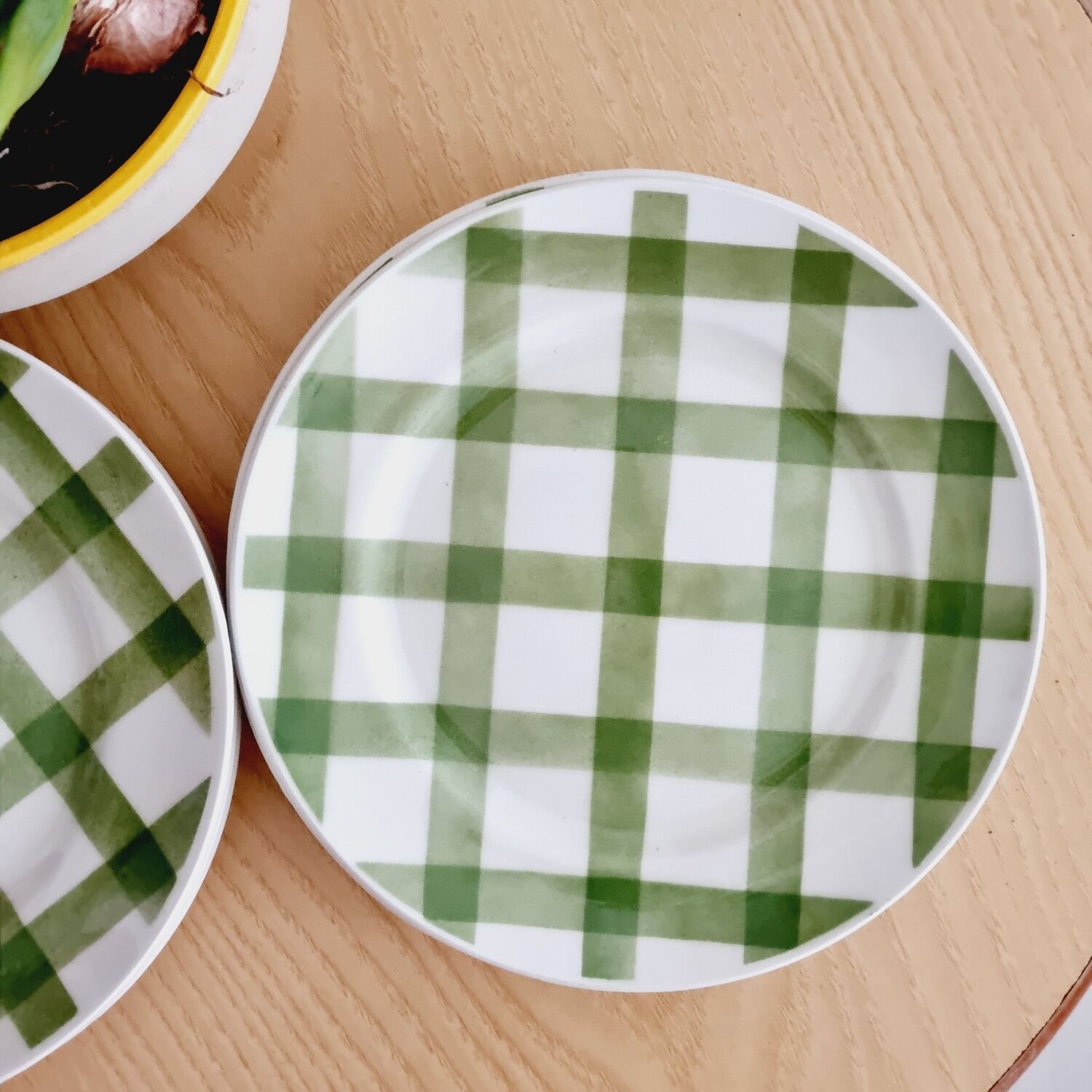 Set of 11 dessert plates and 1 Moulin des Loups dish