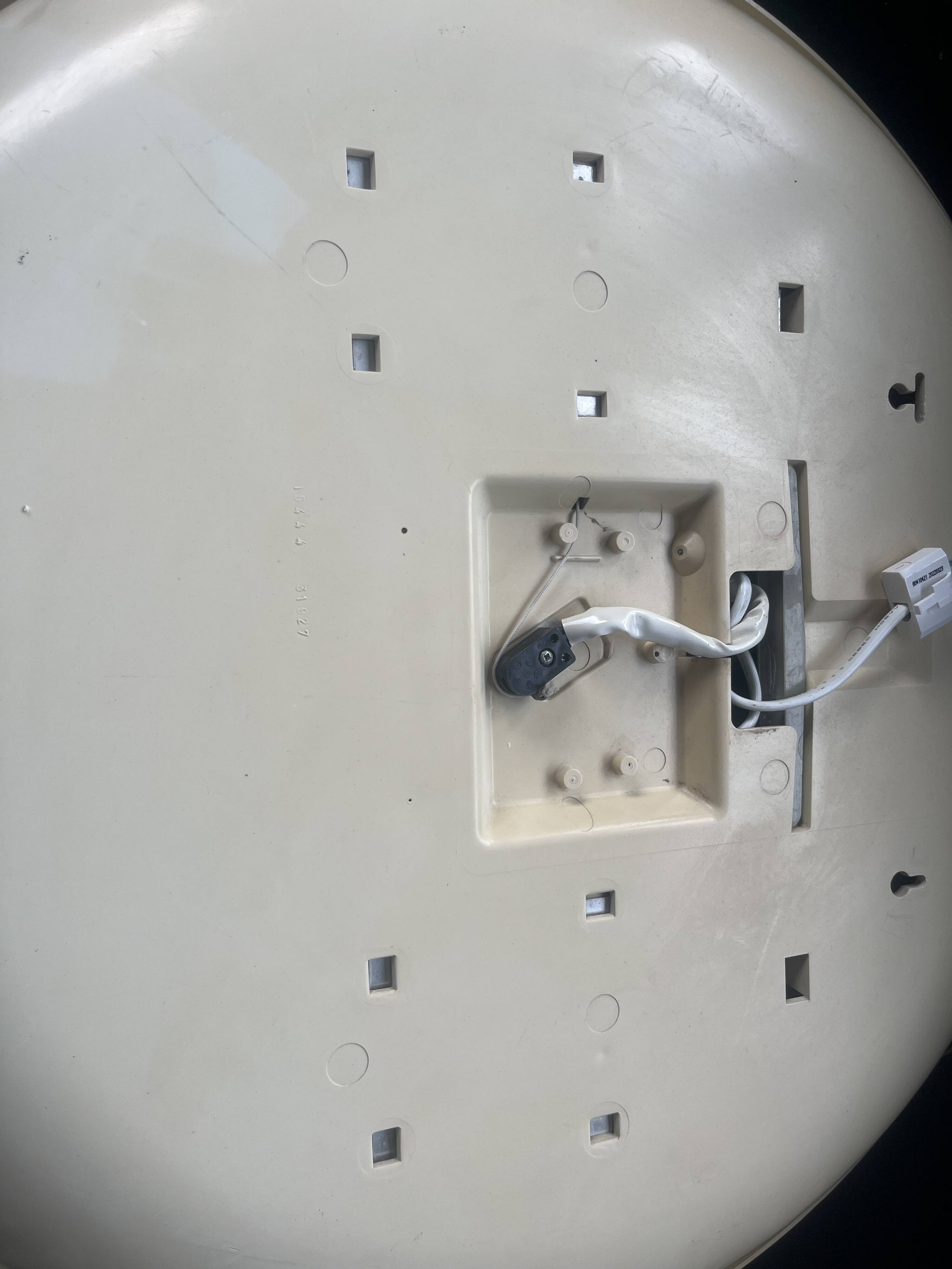 Illuminated round wall mirror Alibert