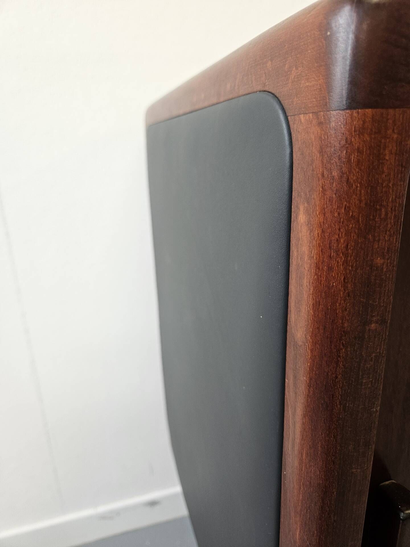 Enfilade vintage design en teck et cuir , années 70