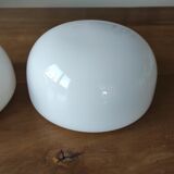 Set of 2 identical half-globes in white opaline.