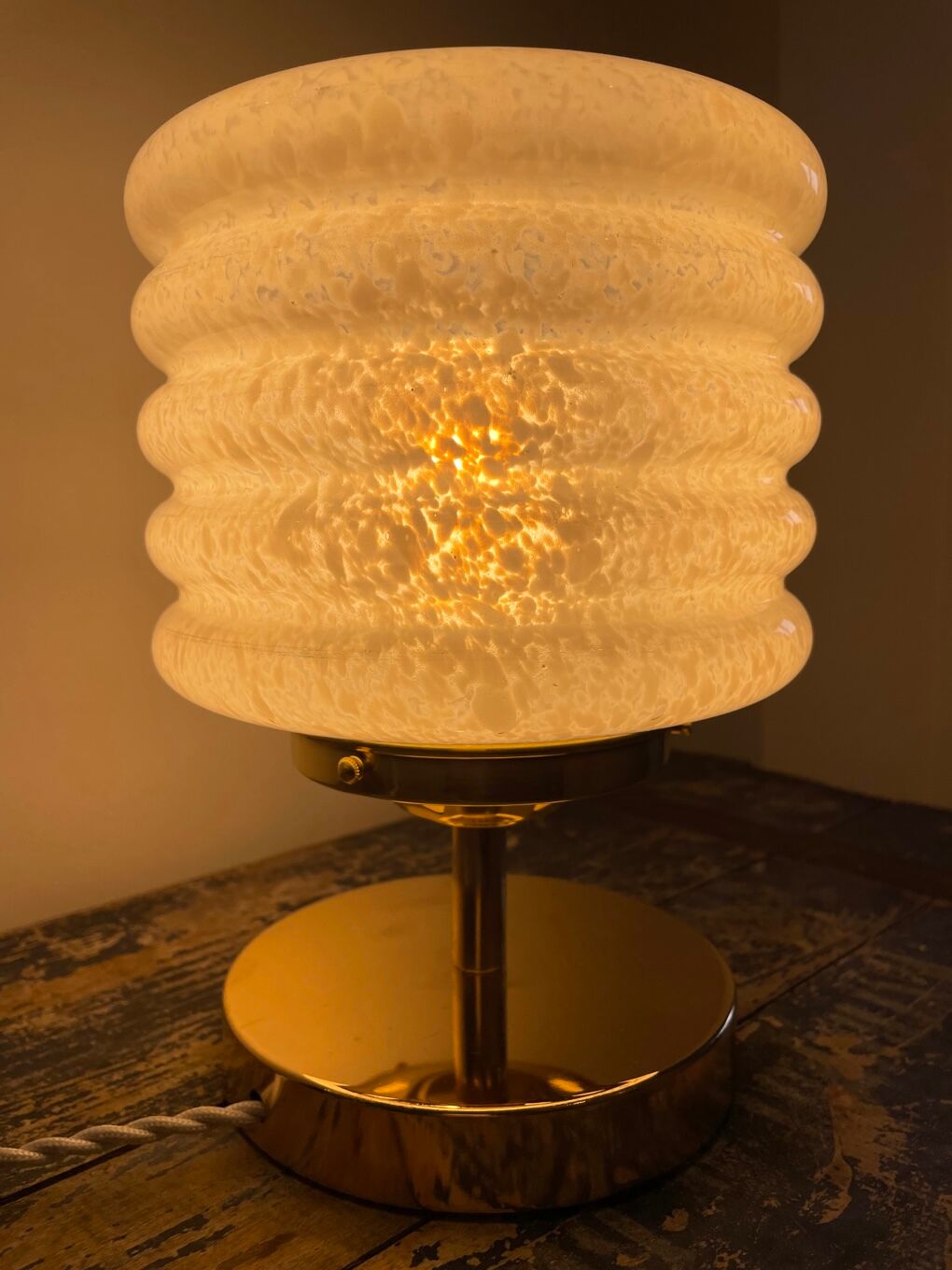 Art deco table lamp