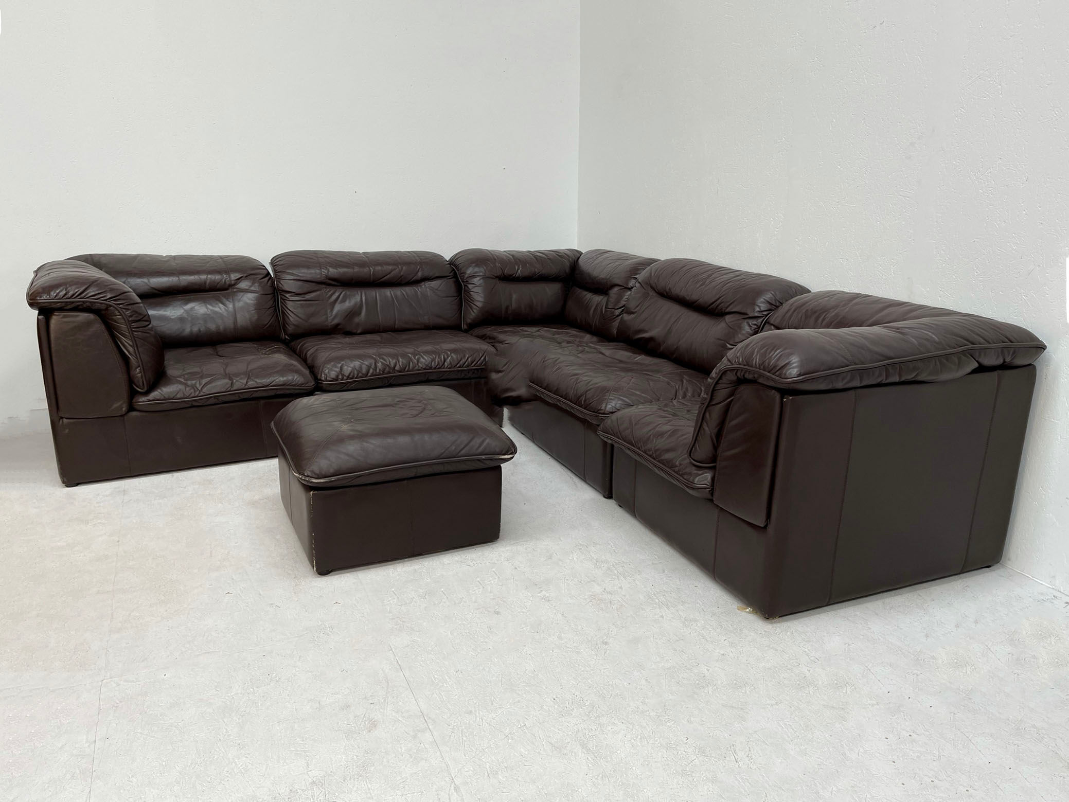 High quality dark brown leather sofa set