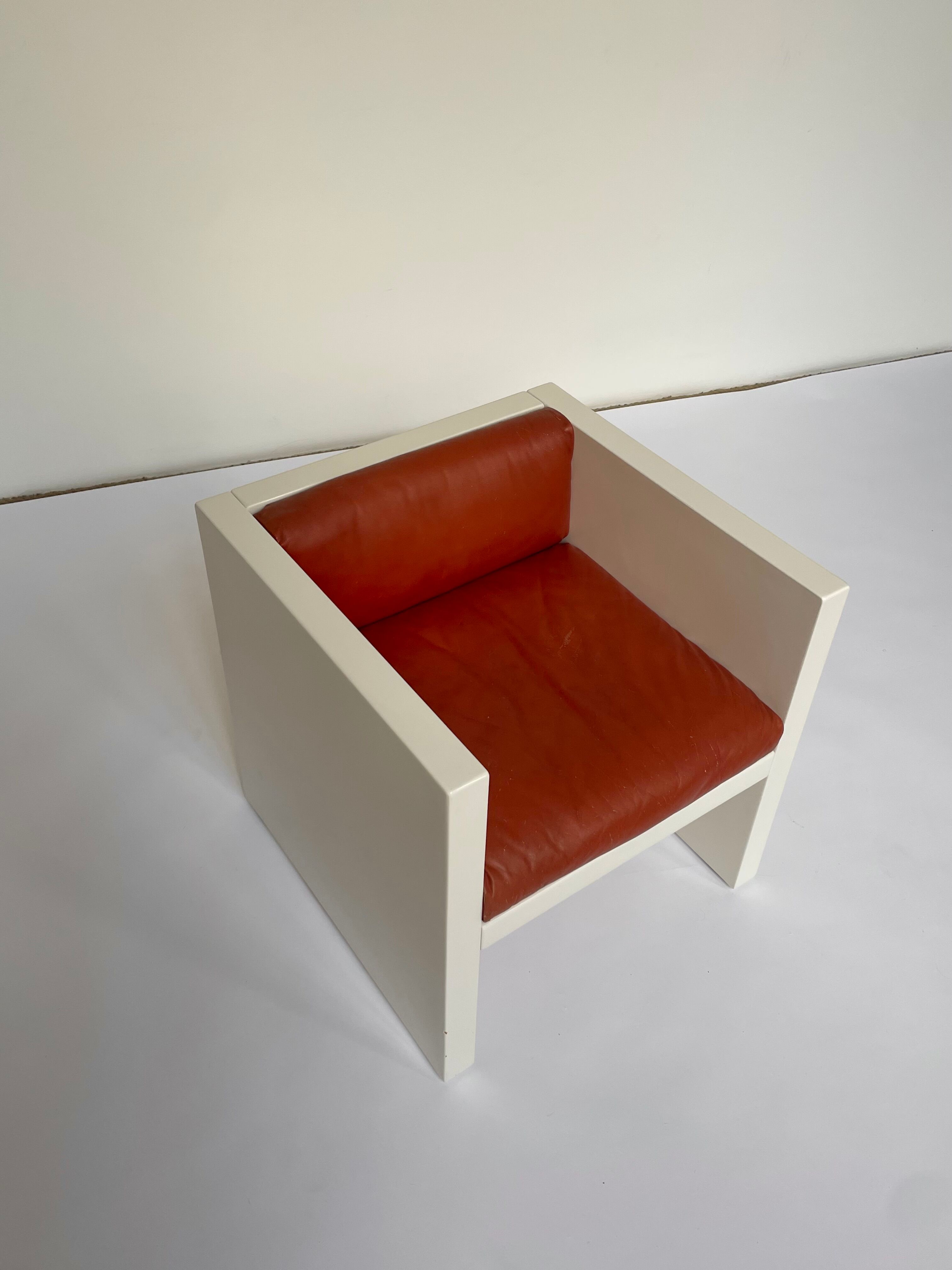 Tan Leather Cube Chair inspired by Lella & Massimo Vignelli