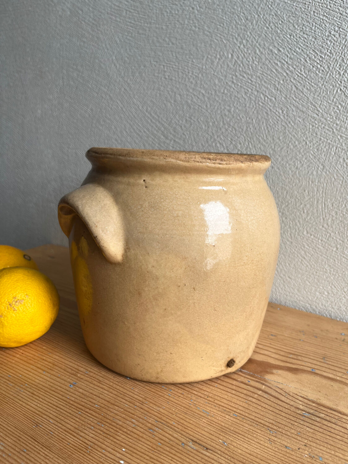 Old stoneware pot / storage jar / jam jar