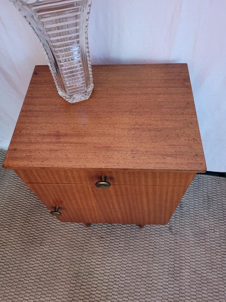Bedside wood veneered, compass feet