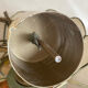 Suspension nacre et laiton