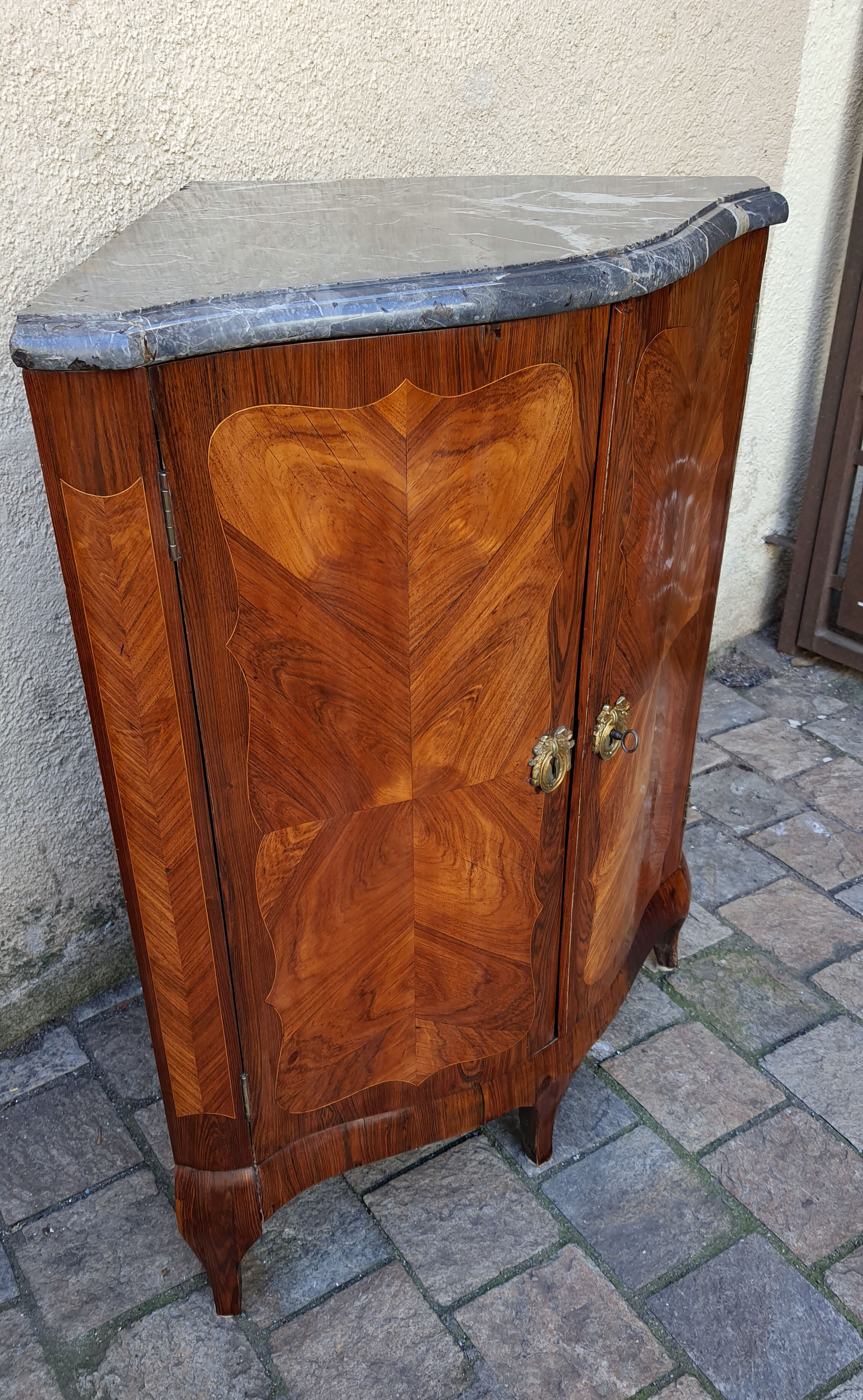 Notch period Louis XV master cabinetmaker Pierre Fléchy 1756