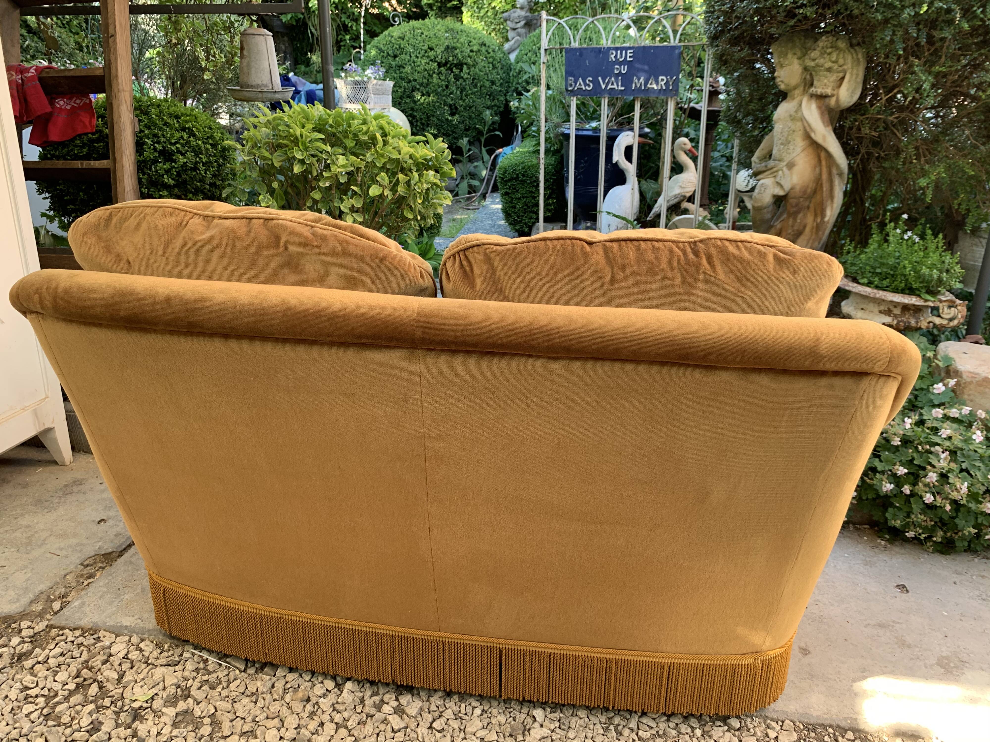 Golden velvet toad sofa