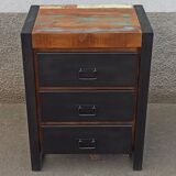 Petite commode en bois coloré et tiroirs en métal