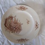 10 assiettes en faïence de Lunéville