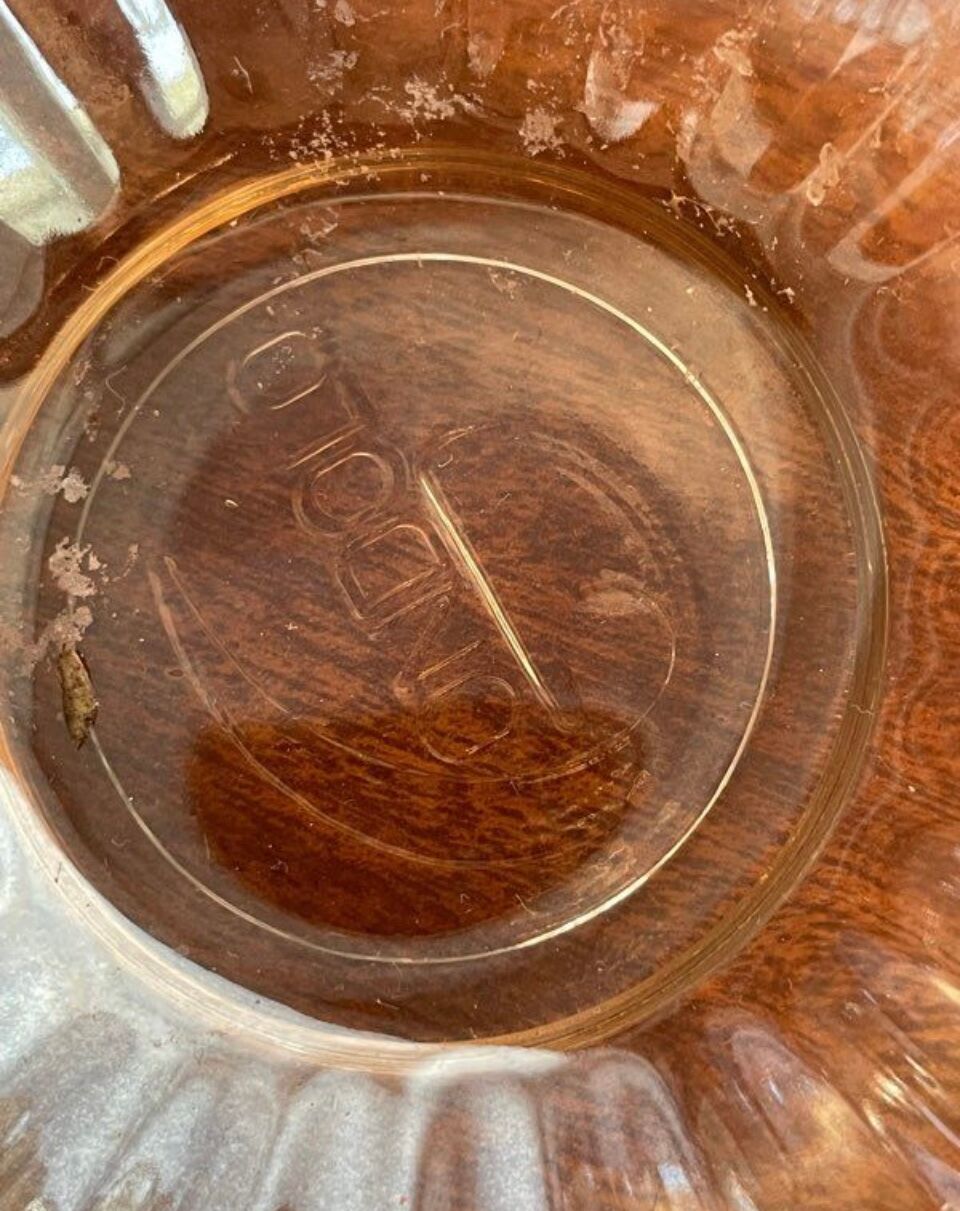 7 vintage cups, iridescent gondolo