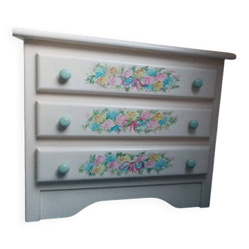Children's room chest of drawers. Floral pattern by artist Sylvie Karle Marquet.
