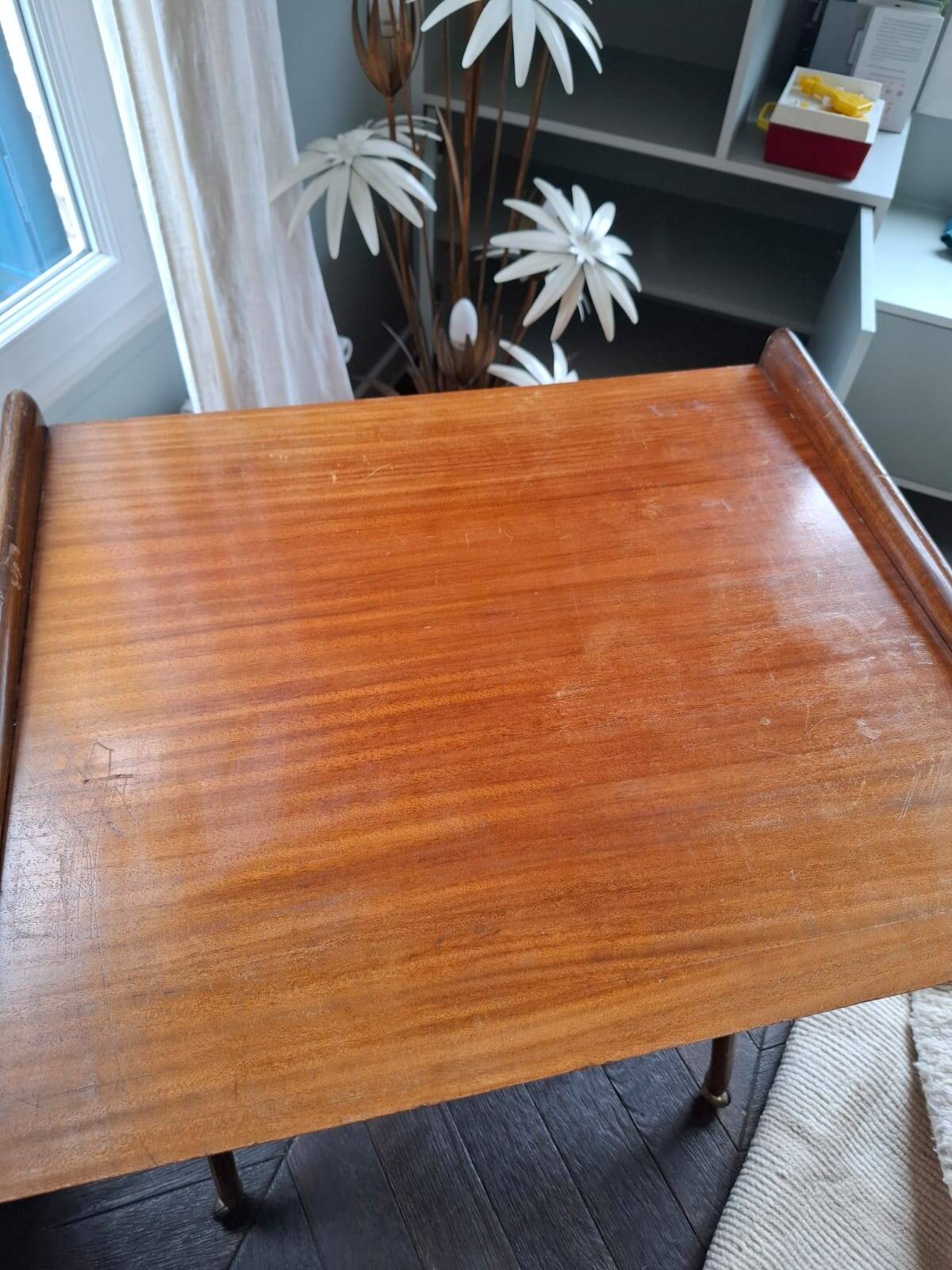 Vinyl furniture + turntable