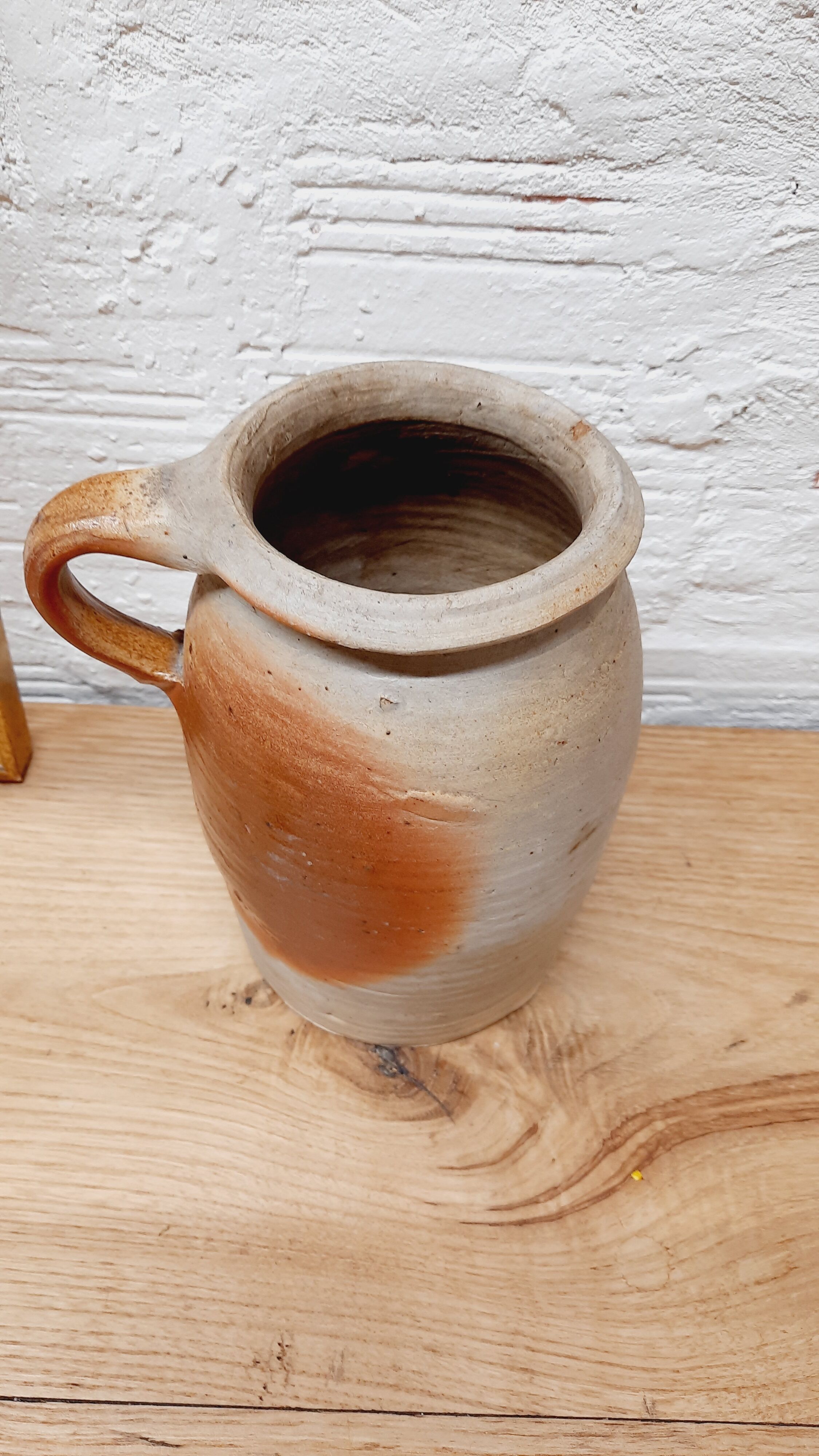 Terracotta cutlery pot
