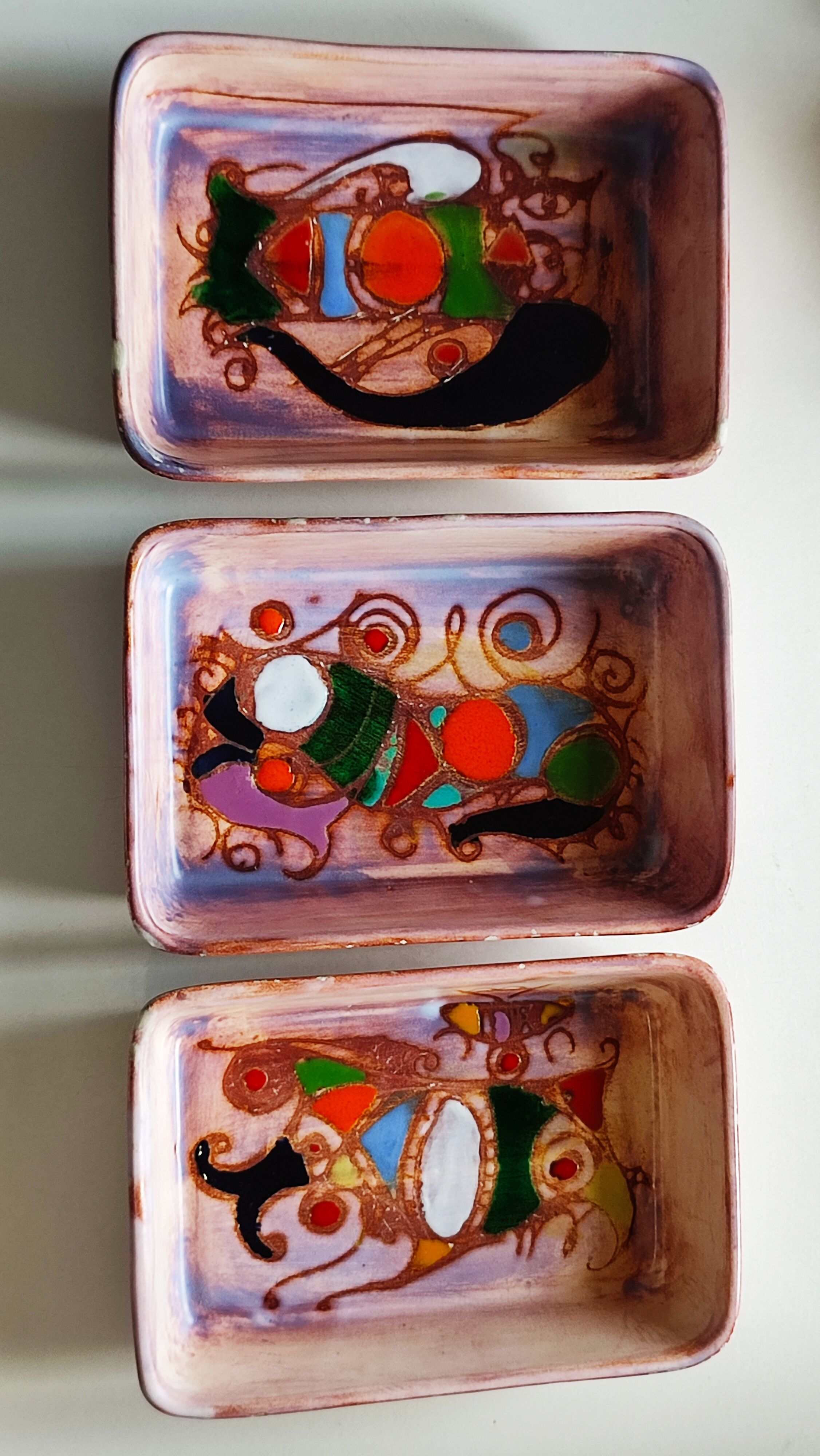Polychrome presentation dishes of Marie Christine TREINEN (XXth) Vallauris