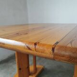 Rainer Daumiller round pine table